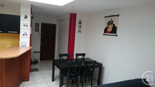 Afficher la photo en grand Appartement F1 à louer - 1 pièce - 33.6 m2 - LILLE - 59 - NORD-PAS-DE-CALAIS - Century 21 Rue Nationale