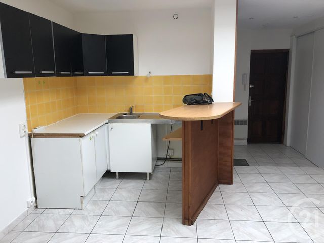 Afficher la photo en grand Appartement F1 à louer - 1 pièce - 33.6 m2 - LILLE - 59 - NORD-PAS-DE-CALAIS - Century 21 Rue Nationale