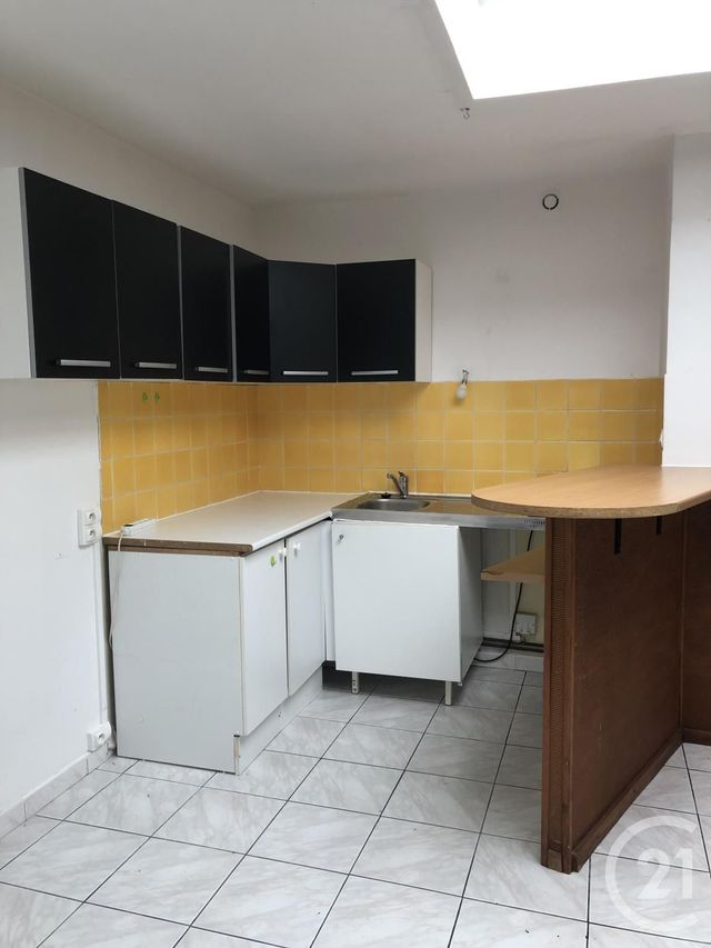 Afficher la photo en grand Appartement F1 à louer - 1 pièce - 33.6 m2 - LILLE - 59 - NORD-PAS-DE-CALAIS - Century 21 Rue Nationale