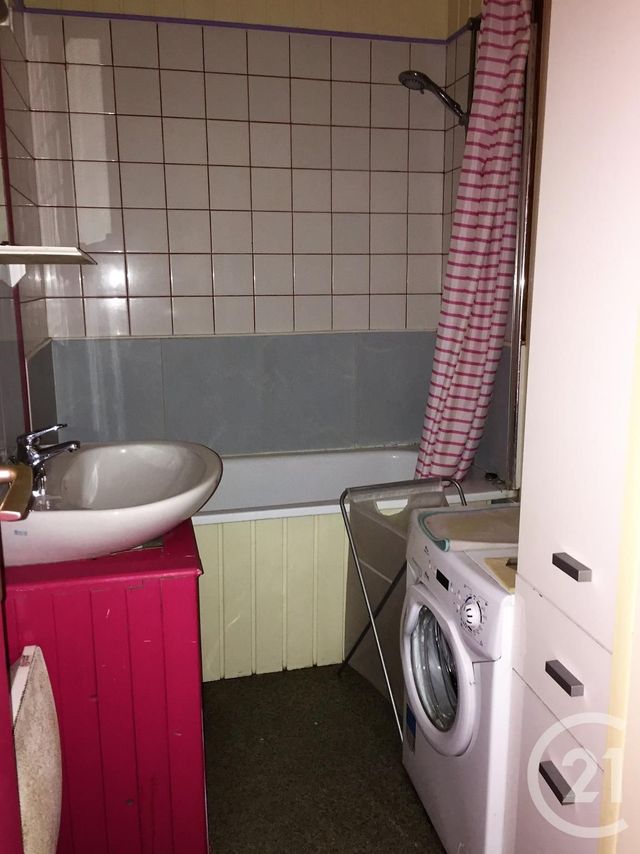 Appartement F3 à louer - 3 pièces - 54.0 m2 - LILLE - 59 - NORD-PAS-DE-CALAIS - Century 21 Rue Nationale Appartement F3 à louer - 3 pièces - 54.0 m2 - LILLE - 59 - NORD-PAS-DE-CALAIS - Century 21 Rue Nationale