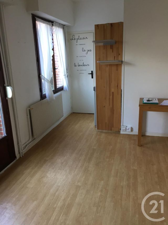 Appartement F1 à louer - 1 pièce - 17.34 m2 - LILLE - 59 - NORD-PAS-DE-CALAIS - Century 21 Rue Nationale Appartement F1 à louer - 1 pièce - 17.34 m2 - LILLE - 59 - NORD-PAS-DE-CALAIS - Century 21 Rue Nationale
