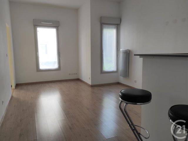 Appartement à louer - 2 pièces - 38.96 m2 - LILLE - 59 - NORD-PAS-DE-CALAIS - Century 21 Rue Nationale Appartement à louer - 2 pièces - 38.96 m2 - LILLE - 59 - NORD-PAS-DE-CALAIS - Century 21 Rue Nationale