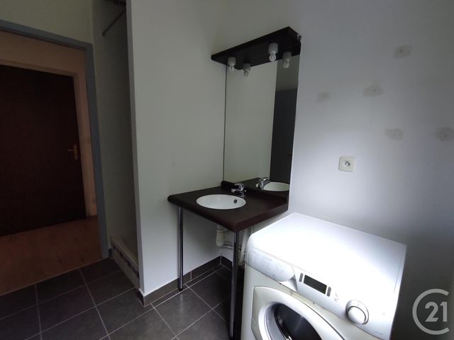 Appartement à louer - 2 pièces - 38.96 m2 - LILLE - 59 - NORD-PAS-DE-CALAIS - Century 21 Rue Nationale Appartement à louer - 2 pièces - 38.96 m2 - LILLE - 59 - NORD-PAS-DE-CALAIS - Century 21 Rue Nationale