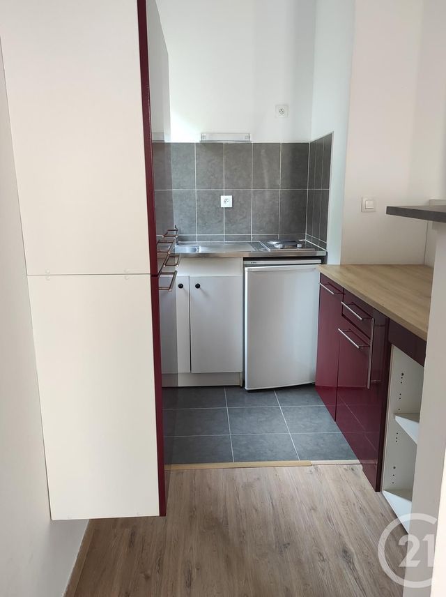 Appartement à louer - 2 pièces - 38.96 m2 - LILLE - 59 - NORD-PAS-DE-CALAIS - Century 21 Rue Nationale Appartement à louer - 2 pièces - 38.96 m2 - LILLE - 59 - NORD-PAS-DE-CALAIS - Century 21 Rue Nationale
