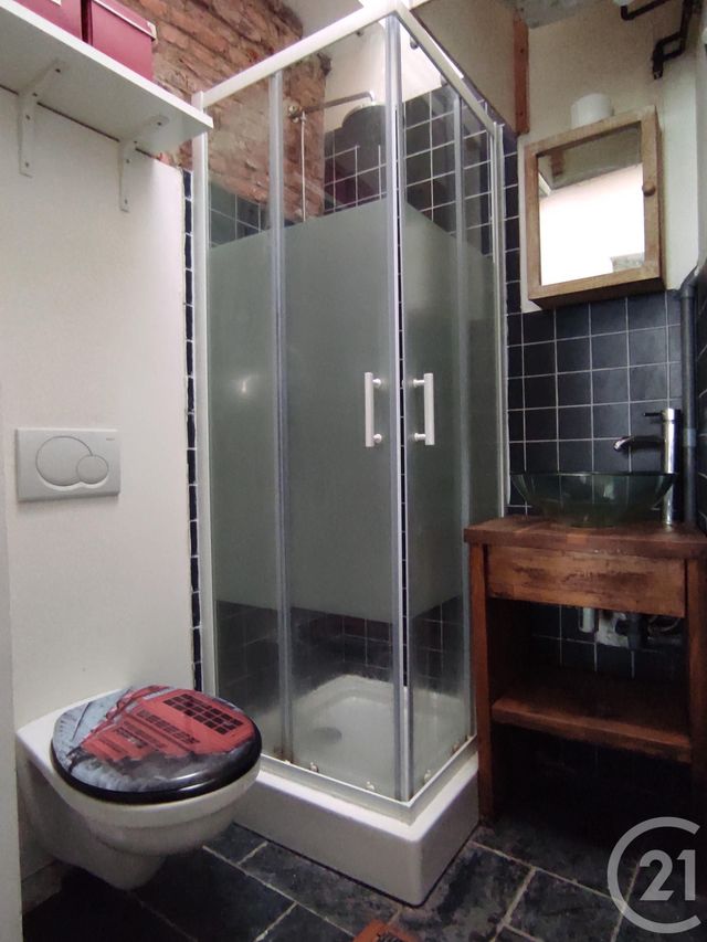 Appartement à louer - 2 pièces - 26.0 m2 - LILLE - 59 - NORD-PAS-DE-CALAIS - Century 21 Rue Nationale Appartement à louer - 2 pièces - 26.0 m2 - LILLE - 59 - NORD-PAS-DE-CALAIS - Century 21 Rue Nationale