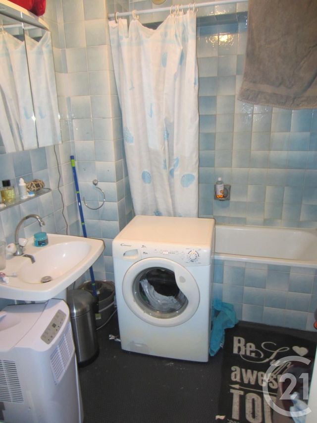 Studio à louer - 1 pièce - 40.72 m2 - LILLE - 59 - NORD-PAS-DE-CALAIS - Century 21 Rue Nationale Studio à louer - 1 pièce - 40.72 m2 - LILLE - 59 - NORD-PAS-DE-CALAIS - Century 21 Rue Nationale