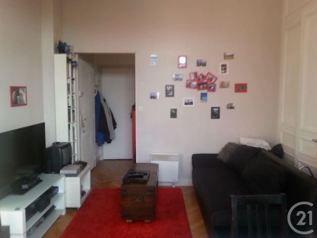 Appartement T2 à louer - 2 pièces - 35.94 m2 - LILLE - 59 - NORD-PAS-DE-CALAIS - Century 21 Rue Nationale Appartement T2 à louer - 2 pièces - 35.94 m2 - LILLE - 59 - NORD-PAS-DE-CALAIS - Century 21 Rue Nationale