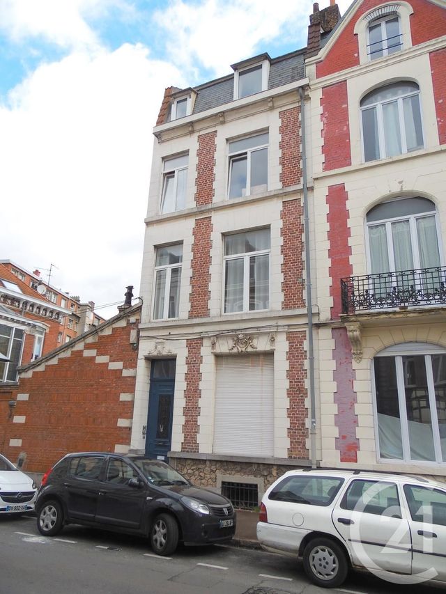 Appartement T2 à louer - 2 pièces - 35.94 m2 - LILLE - 59 - NORD-PAS-DE-CALAIS - Century 21 Rue Nationale Appartement T2 à louer - 2 pièces - 35.94 m2 - LILLE - 59 - NORD-PAS-DE-CALAIS - Century 21 Rue Nationale