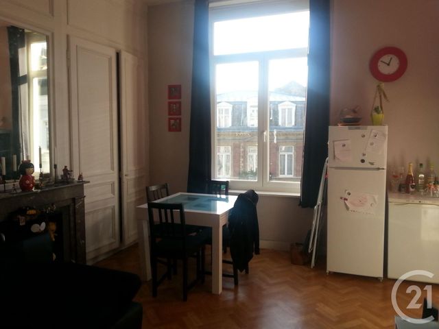 Appartement T2 à louer - 2 pièces - 35.94 m2 - LILLE - 59 - NORD-PAS-DE-CALAIS - Century 21 Rue Nationale Appartement T2 à louer - 2 pièces - 35.94 m2 - LILLE - 59 - NORD-PAS-DE-CALAIS - Century 21 Rue Nationale