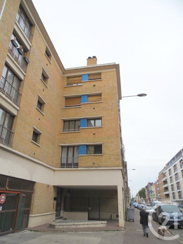 Appartement F2 à louer - 2 pièces - 50.4 m2 - LILLE - 59 - NORD-PAS-DE-CALAIS - Century 21 Rue Nationale Appartement F2 à louer - 2 pièces - 50.4 m2 - LILLE - 59 - NORD-PAS-DE-CALAIS - Century 21 Rue Nationale