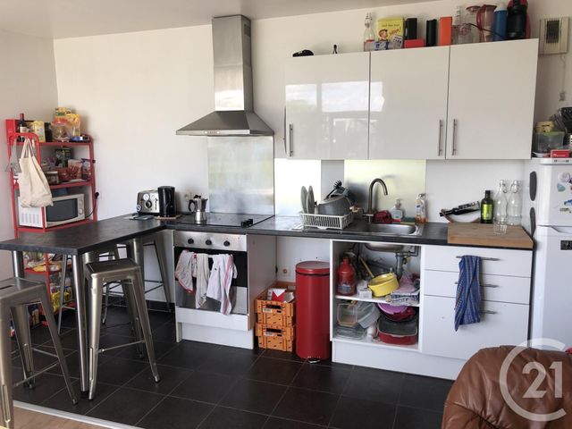 Appartement F4 à louer - 4 pièces - 89.3 m2 - LILLE - 59 - NORD-PAS-DE-CALAIS - Century 21 Rue Nationale Appartement F4 à louer - 4 pièces - 89.3 m2 - LILLE - 59 - NORD-PAS-DE-CALAIS - Century 21 Rue Nationale