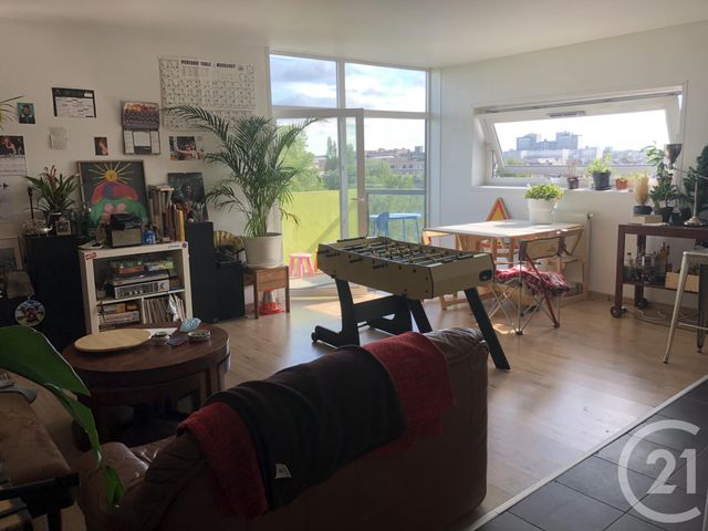 Appartement F4 à louer - 4 pièces - 89.3 m2 - LILLE - 59 - NORD-PAS-DE-CALAIS - Century 21 Rue Nationale Appartement F4 à louer - 4 pièces - 89.3 m2 - LILLE - 59 - NORD-PAS-DE-CALAIS - Century 21 Rue Nationale