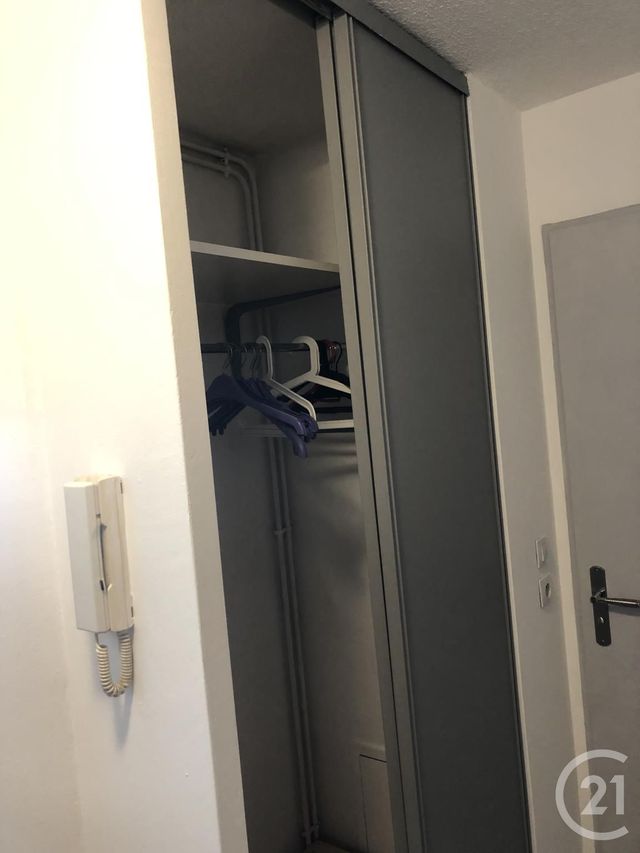 Appartement F2 à louer - 2 pièces - 43.43 m2 - LILLE - 59 - NORD-PAS-DE-CALAIS - Century 21 Rue Nationale Appartement F2 à louer - 2 pièces - 43.43 m2 - LILLE - 59 - NORD-PAS-DE-CALAIS - Century 21 Rue Nationale