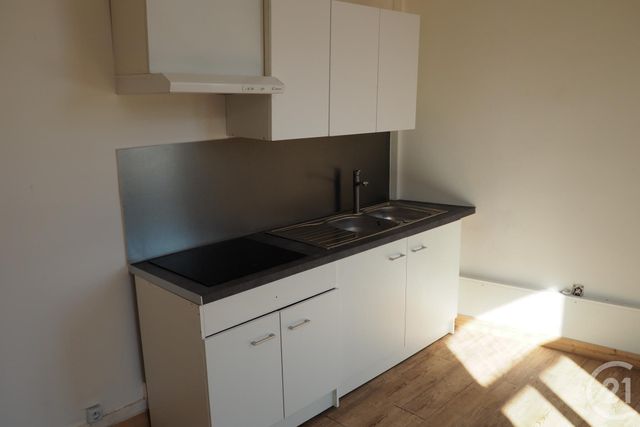 Appartement F2 à louer - 2 pièces - 32.99 m2 - LILLE - 59 - NORD-PAS-DE-CALAIS - Century 21 Rue Nationale Appartement F2 à louer - 2 pièces - 32.99 m2 - LILLE - 59 - NORD-PAS-DE-CALAIS - Century 21 Rue Nationale