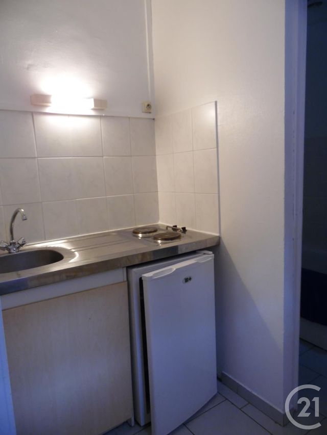 Afficher la photo en grand Appartement F1 à vendre - 1 pièce - 16.88 m2 - LILLE - 59 - NORD-PAS-DE-CALAIS - Century 21 Rue Nationale