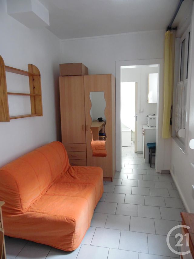 Afficher la photo en grand Appartement F1 à vendre - 1 pièce - 16.88 m2 - LILLE - 59 - NORD-PAS-DE-CALAIS - Century 21 Rue Nationale