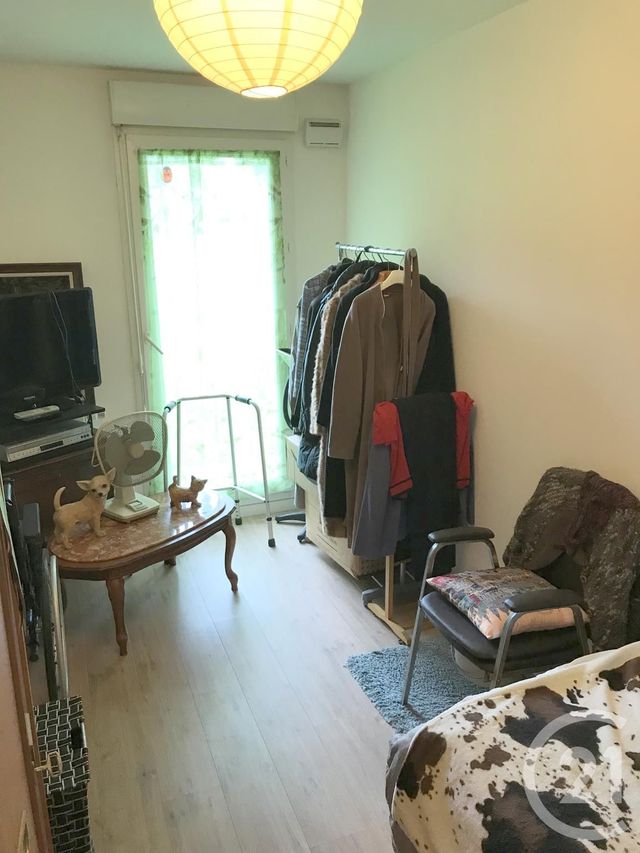 Afficher la photo en grand Appartement F3 à vendre - 3 pièces - 66.55 m2 - LA MADELEINE - 59 - NORD-PAS-DE-CALAIS - Century 21 Rue Nationale