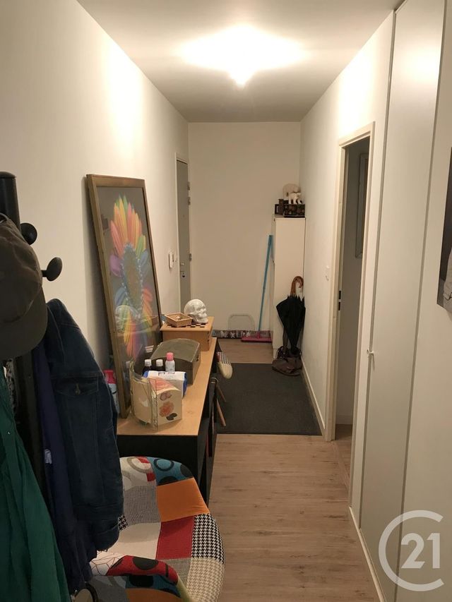 Afficher la photo en grand Appartement F3 à vendre - 3 pièces - 66.55 m2 - LA MADELEINE - 59 - NORD-PAS-DE-CALAIS - Century 21 Rue Nationale