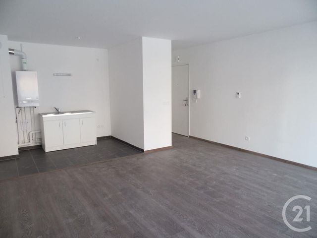 Appartement F2 à louer - 2 pièces - 55.26 m2 - LILLE - 59 - NORD-PAS-DE-CALAIS - Century 21 Rue Nationale