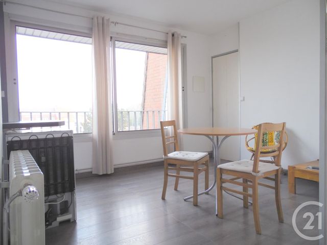 Appartement T2 à vendre - 2 pièces - 30.01 m2 - LILLE - 59 - NORD-PAS-DE-CALAIS - Century 21 Rue Nationale
