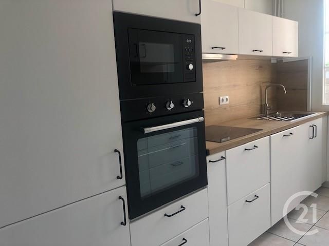 Appartement F4 à louer - 4 pièces - 89.47 m2 - LILLE - 59 - NORD-PAS-DE-CALAIS - Century 21 Rue Nationale