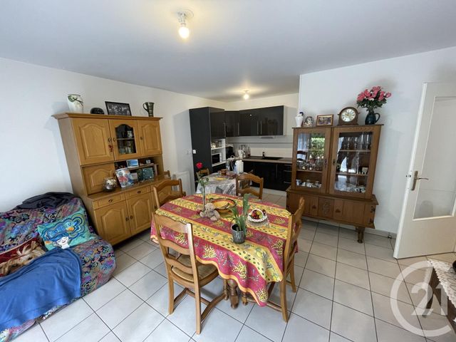 Appartement F3 à vendre - 3 pièces - 57.37 m2 - SEQUEDIN - 59 - NORD-PAS-DE-CALAIS - Century 21 Rue Nationale