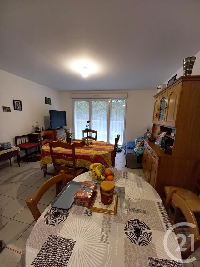 Appartement F3 à vendre - 3 pièces - 57.37 m2 - SEQUEDIN - 59 - NORD-PAS-DE-CALAIS - Century 21 Rue Nationale