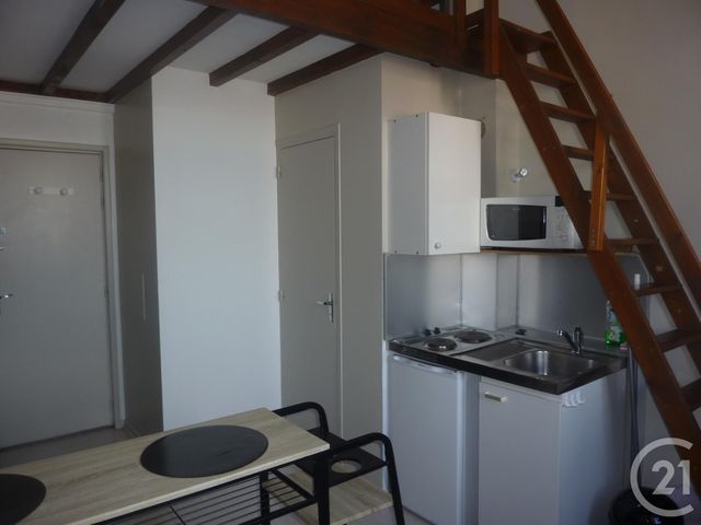 Appartement F1 à louer - 1 pièce - 18.34 m2 - LILLE - 59 - NORD-PAS-DE-CALAIS - Century 21 Rue Nationale