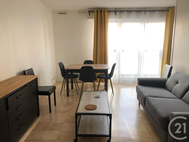 Appartement F2 à louer - 2 pièces - 47.16 m2 - LILLE - 59 - NORD-PAS-DE-CALAIS - Century 21 Rue Nationale