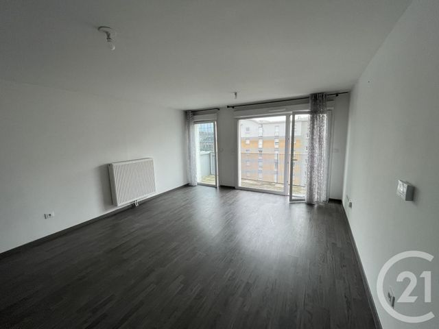 Appartement T2 à vendre - 2 pièces - 52.94 m2 - VILLENEUVE D ASCQ - 59 - NORD-PAS-DE-CALAIS - Century 21 Rue Nationale