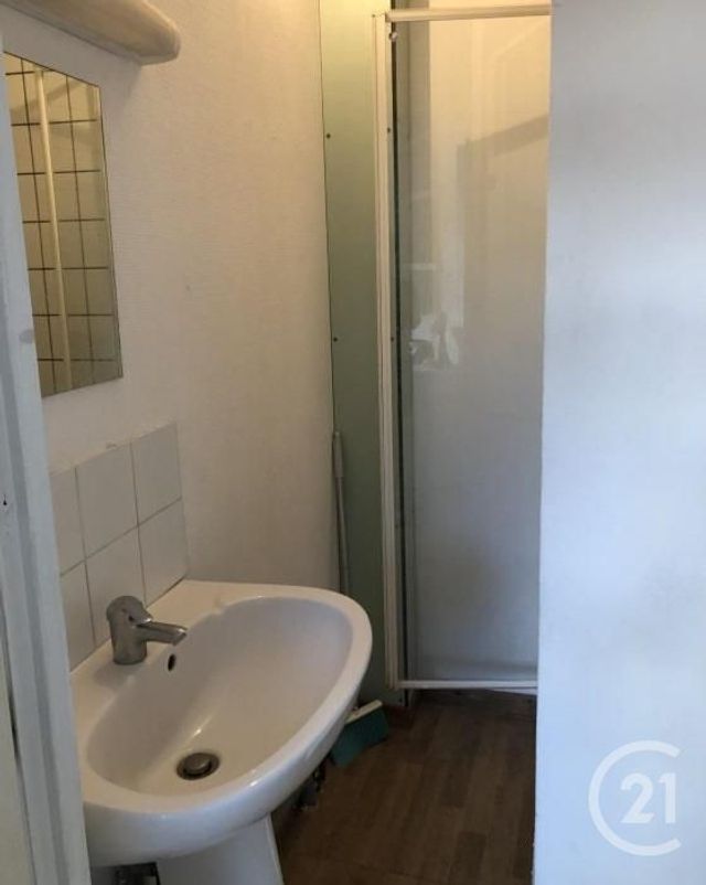 Afficher la photo en grand immeuble à vendre - 157.96 m2 - ROUBAIX - 59 - NORD-PAS-DE-CALAIS - Century 21 Rue Nationale