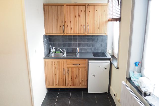 Afficher la photo en grand Appartement F2 à vendre - 2 pièces - 30.35 m2 - LOOS - 59 - NORD-PAS-DE-CALAIS - Century 21 Rue Nationale