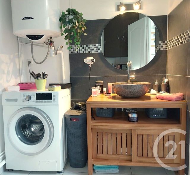 Appartement F2 à vendre - 2 pièces - 41.12 m2 - LILLE - 59 - NORD-PAS-DE-CALAIS - Century 21 Rue Nationale