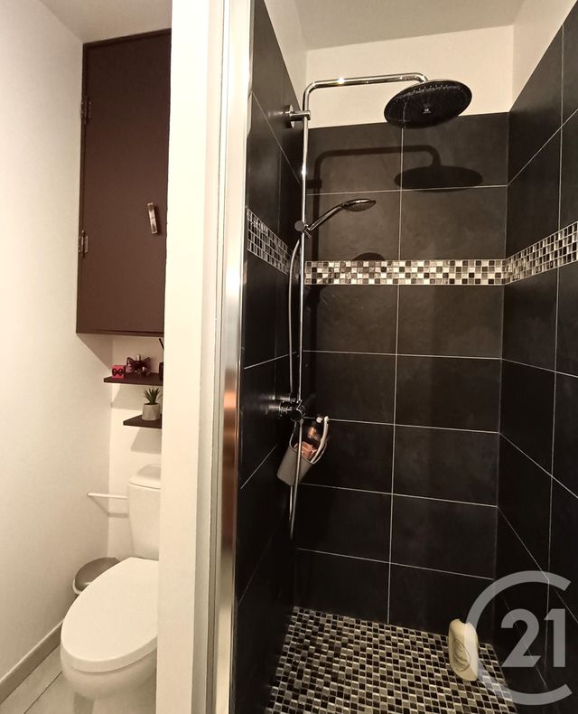 Appartement F2 à vendre - 2 pièces - 41.12 m2 - LILLE - 59 - NORD-PAS-DE-CALAIS - Century 21 Rue Nationale