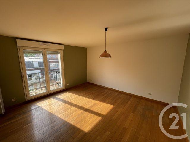 Appartement F2 à louer - 2 pièces - 42.0 m2 - LILLE - 59 - NORD-PAS-DE-CALAIS - Century 21 Rue Nationale