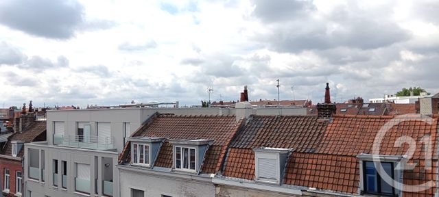 Appartement F1 bis à vendre - 2 pièces - 24.95 m2 - LILLE - 59 - NORD-PAS-DE-CALAIS - Century 21 Rue Nationale