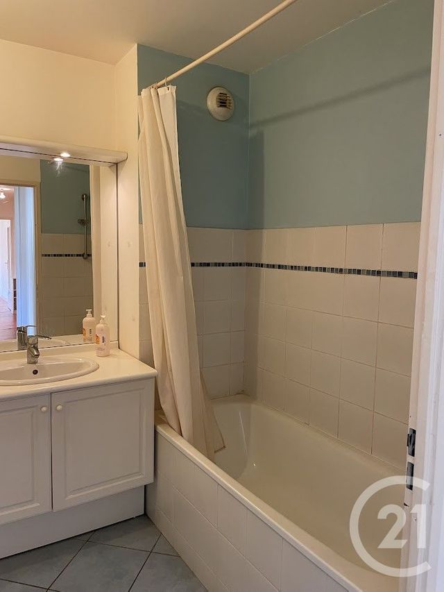 Appartement F3 à vendre - 3 pièces - 69.0 m2 - LILLE - 59 - NORD-PAS-DE-CALAIS - Century 21 Rue Nationale