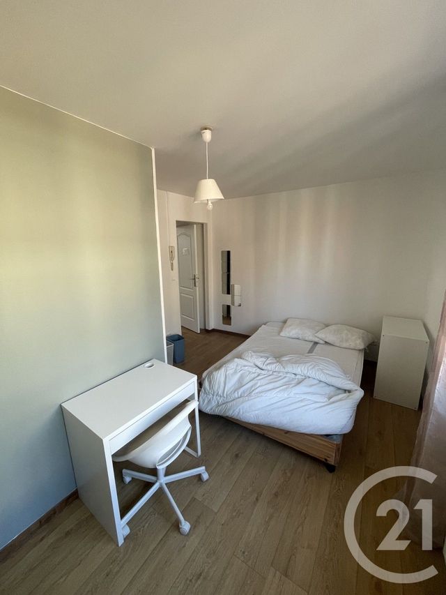 Appartement Chambre à louer - 1 pièce - 15.37 m2 - ROUBAIX - 59 - NORD-PAS-DE-CALAIS - Century 21 Rue Nationale