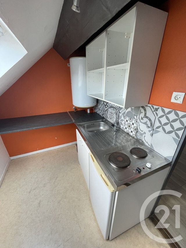 Afficher la photo en grand Appartement T2 à louer - 2 pièces - 40.5 m2 - LILLE - 59 - NORD-PAS-DE-CALAIS - Century 21 Rue Nationale