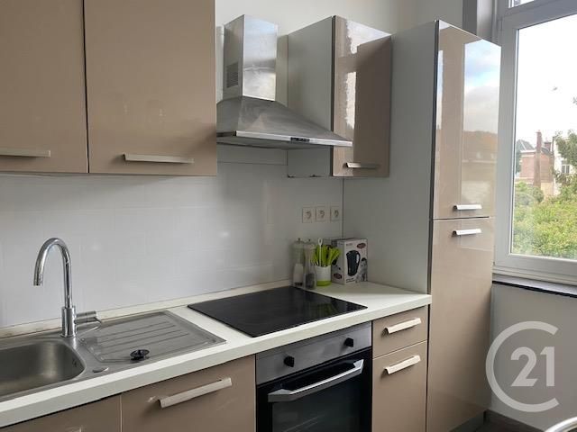 Afficher la photo en grand Appartement à louer - 4 pièces - 84.03 m2 - TOURCOING - 59 - NORD-PAS-DE-CALAIS - Century 21 Rue Nationale