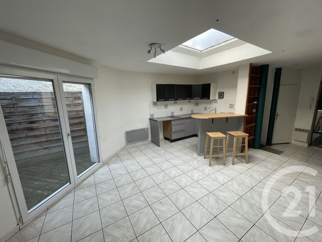 Afficher la photo en grand Appartement F1 à louer - 1 pièce - 33.6 m2 - LILLE - 59 - NORD-PAS-DE-CALAIS - Century 21 Rue Nationale