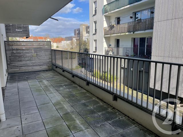 Afficher la photo en grand Appartement F2 à louer - 2 pièces - 50.1 m2 - TOURCOING - 59 - NORD-PAS-DE-CALAIS - Century 21 Rue Nationale