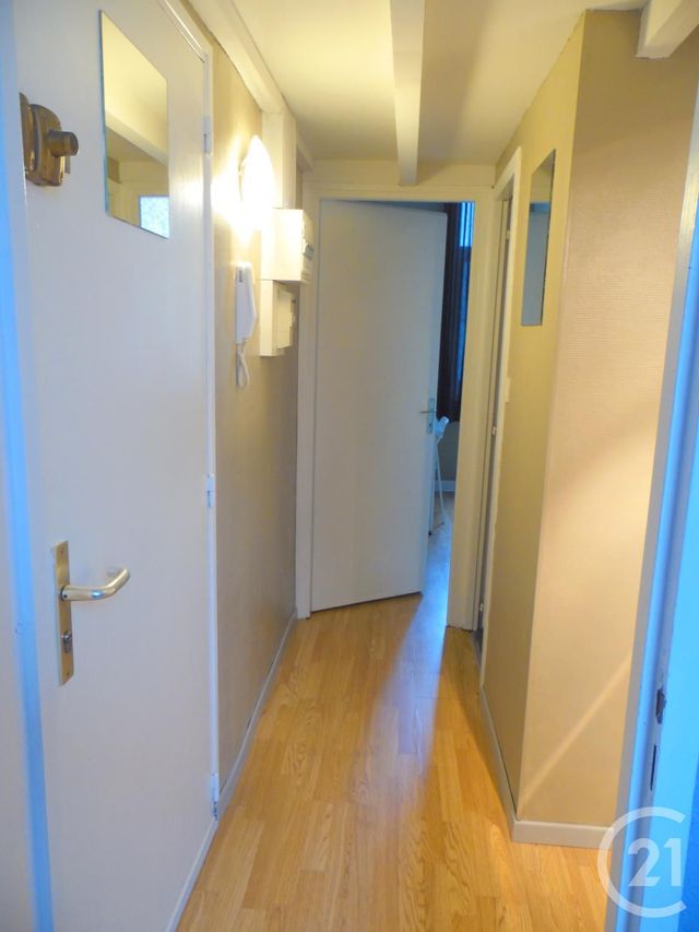 Appartement F3 à louer - 3 pièces - 22.46 m2 - LILLE - 59 - NORD-PAS-DE-CALAIS - Century 21 Rue Nationale