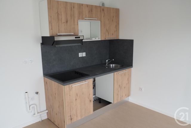 Appartement F1 à louer - 1 pièce - 27.75 m2 - LILLE - 59 - NORD-PAS-DE-CALAIS - Century 21 Rue Nationale