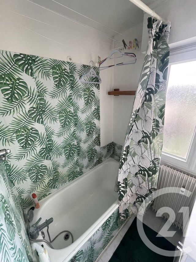 Appartement F1 à louer - 1 pièce - 29.77 m2 - LILLE - 59 - NORD-PAS-DE-CALAIS - Century 21 Rue Nationale