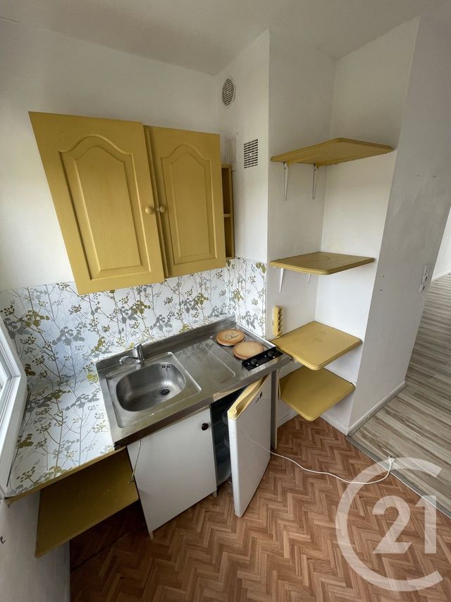 Appartement F1 à louer - 1 pièce - 29.77 m2 - LILLE - 59 - NORD-PAS-DE-CALAIS - Century 21 Rue Nationale