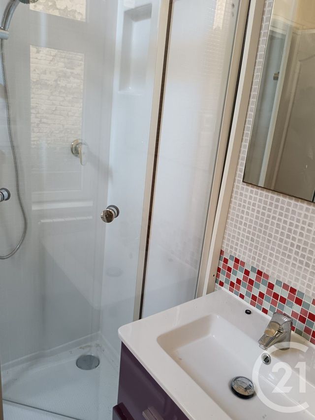 Appartement F2 bis à vendre - 3 pièces - 63.42 m2 - LILLE - 59 - NORD-PAS-DE-CALAIS - Century 21 Rue Nationale