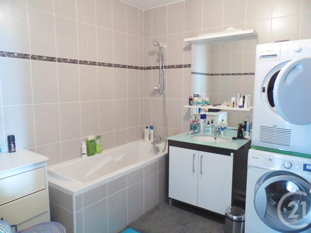 Appartement F4 à louer - 4 pièces - 89.3 m2 - LILLE - 59 - NORD-PAS-DE-CALAIS - Century 21 Rue Nationale