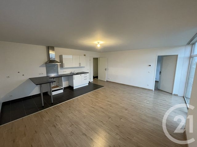 Appartement F4 à louer - 4 pièces - 89.3 m2 - LILLE - 59 - NORD-PAS-DE-CALAIS - Century 21 Rue Nationale