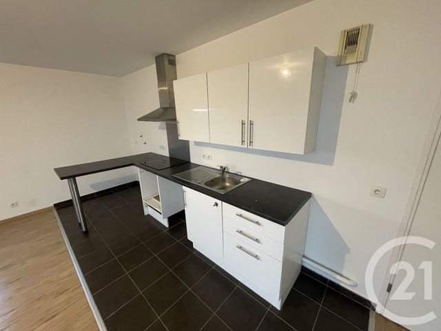 Appartement F4 à louer - 4 pièces - 89.3 m2 - LILLE - 59 - NORD-PAS-DE-CALAIS - Century 21 Rue Nationale